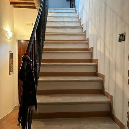 La Torre Di Viepri Πανσιόν Asciano